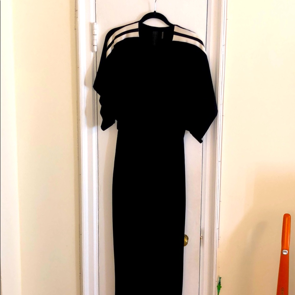 Norma kamali V neck wide leg jumpsuit!